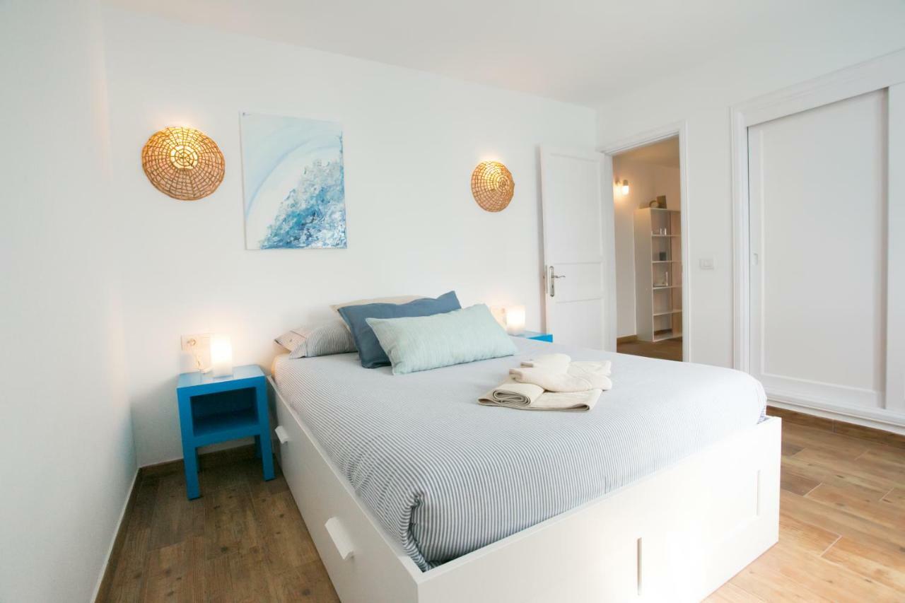 Chromotheraphy Cerca Del Mar Apartment Costa Teguise Exterior photo